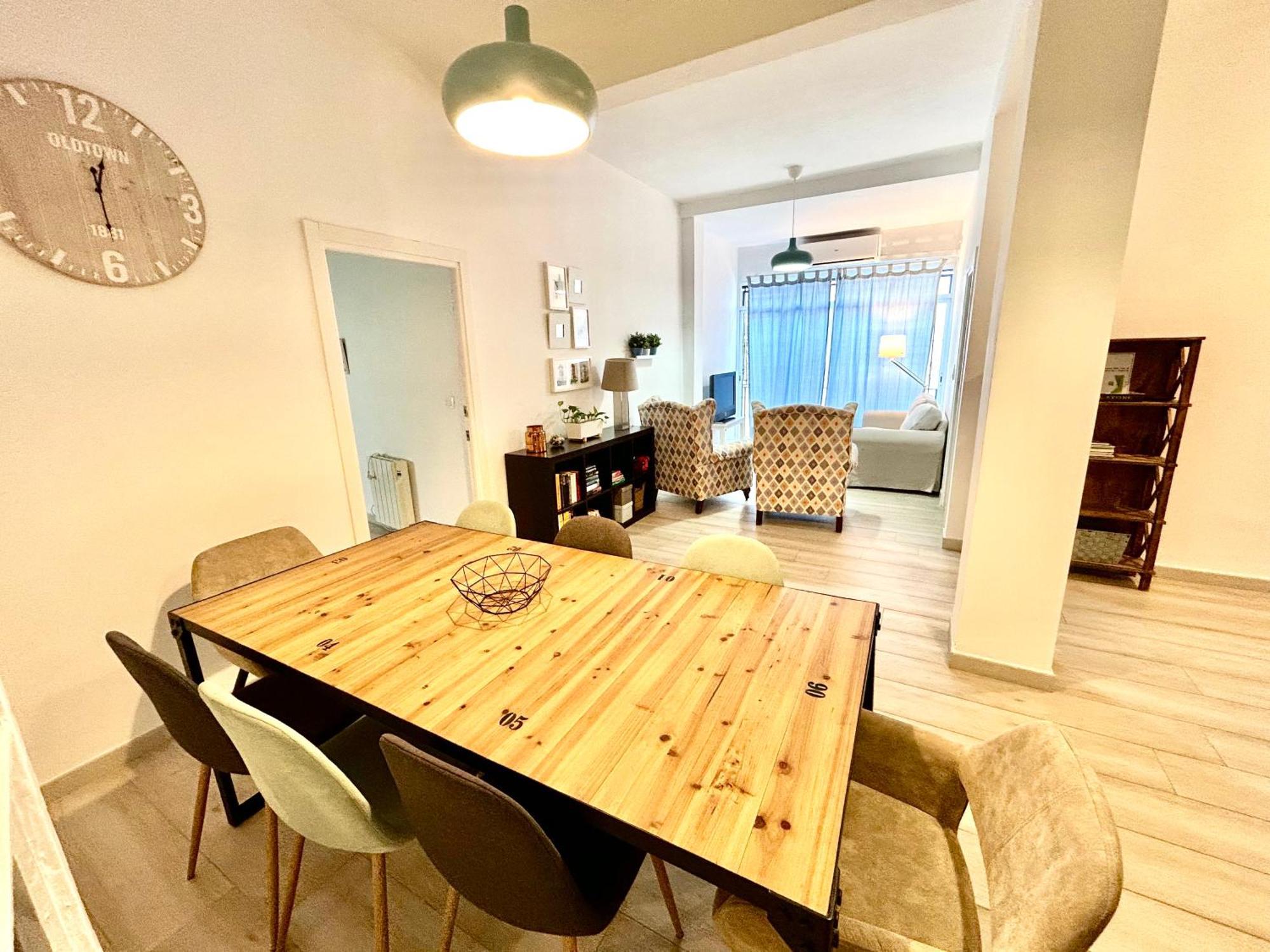 Acogedor Apt 8Pax 4Bdr 2Bth- Cozyhomesevilla2 Exteriör bild