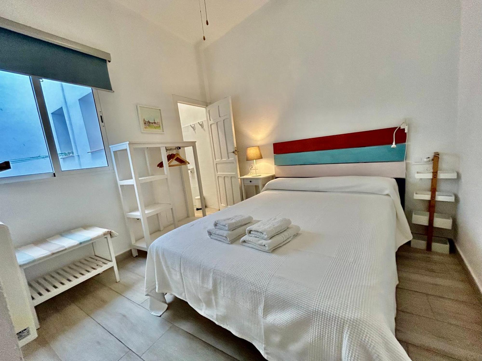 Acogedor Apt 8Pax 4Bdr 2Bth- Cozyhomesevilla2 Exteriör bild