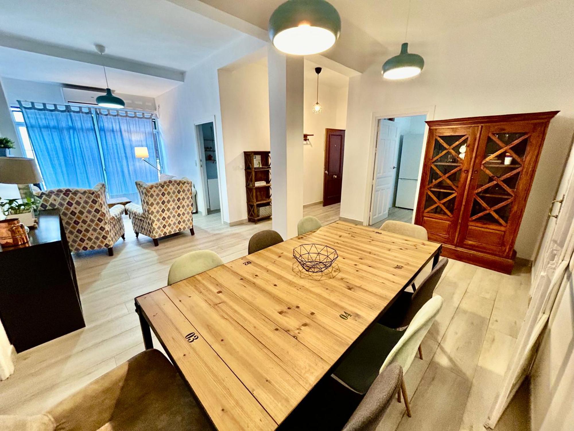 Acogedor Apt 8Pax 4Bdr 2Bth- Cozyhomesevilla2 Exteriör bild